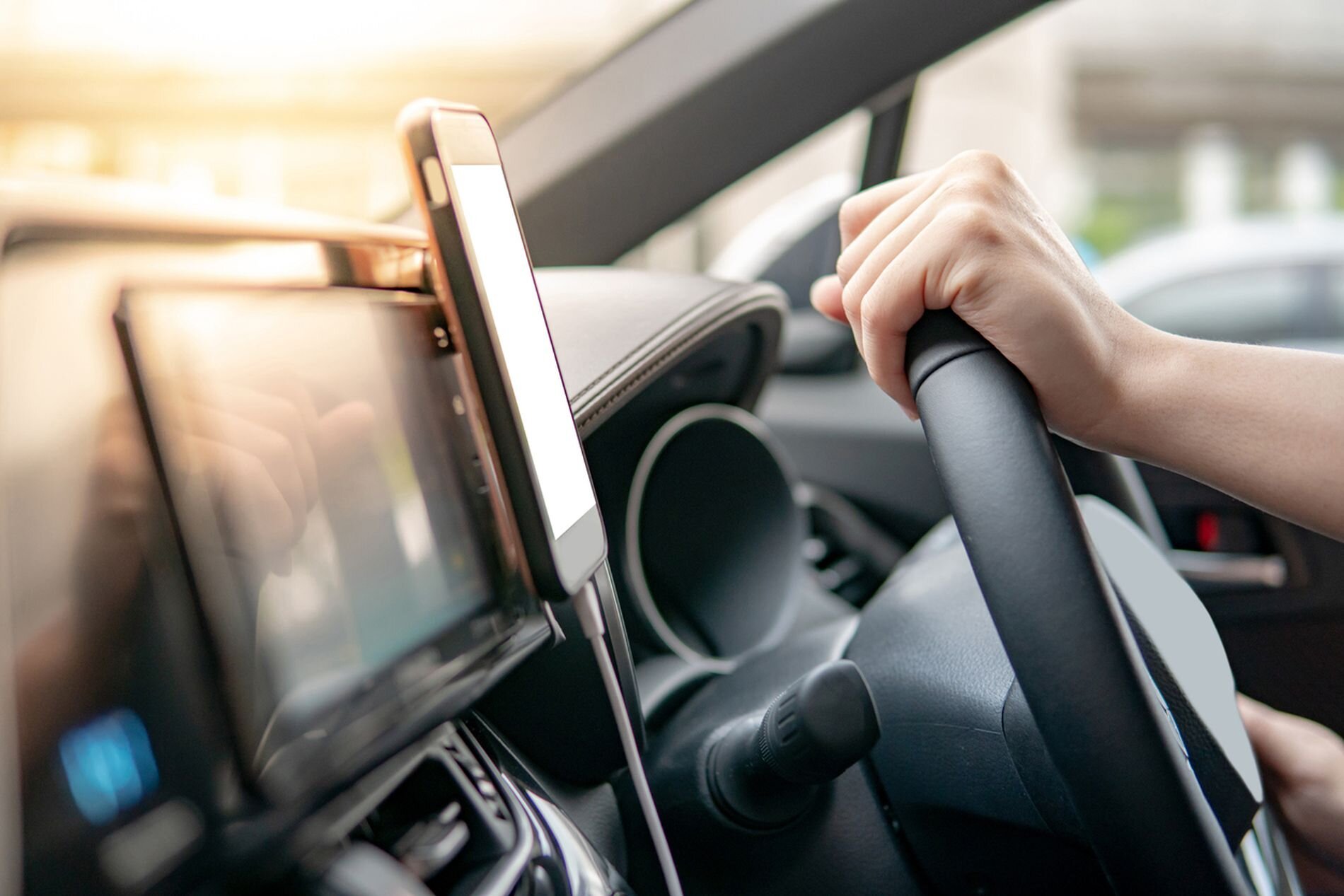 Addicted to your phone? Your carʼs an enabler