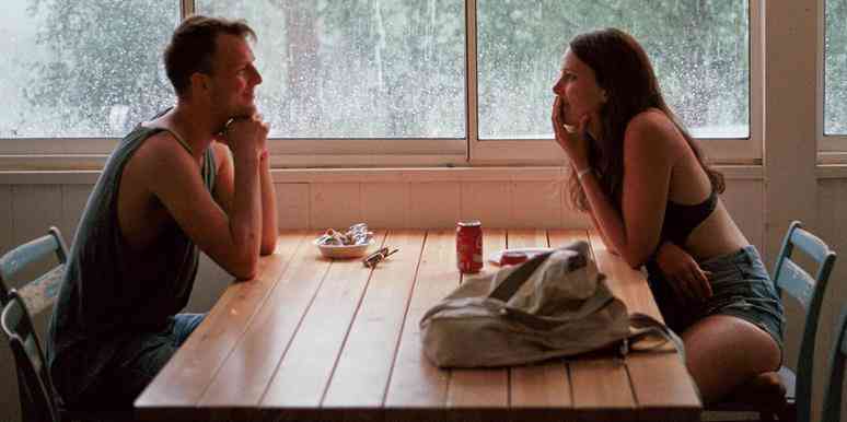 Why It’s So Important To Feel Vulnerable In Your Relationship