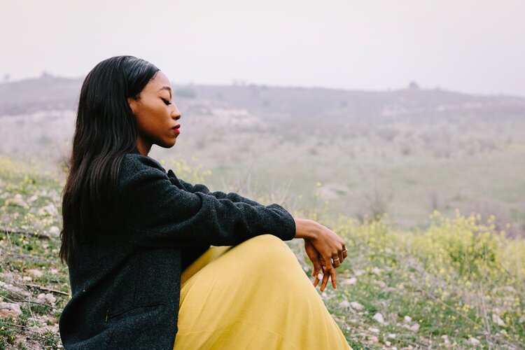 “I Take It One Day At A Time” & 6 More Mantras To Ease Fear Of The Unknown